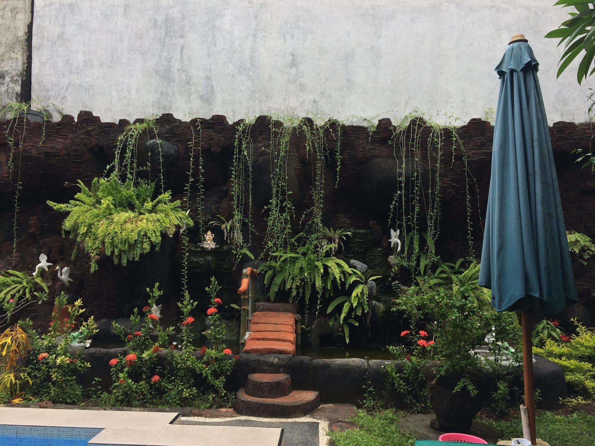 Jenny Bunker Homestay 꾸따 외부 사진